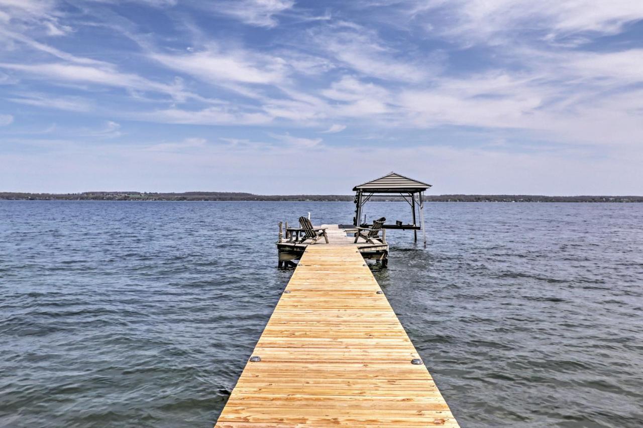 Waterfront Seneca Lake House Fire Pit And Boat Dock Дженива Экстерьер фото